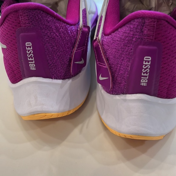 Nike Air Zoom Pegasus worn once excellent condition 9. White, purple, yellow - Picture 6 of 16
